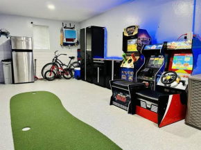 Canal Beach Home With Your Own Arcade!